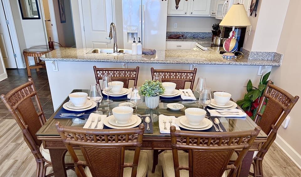 Dining Room Seating for Six