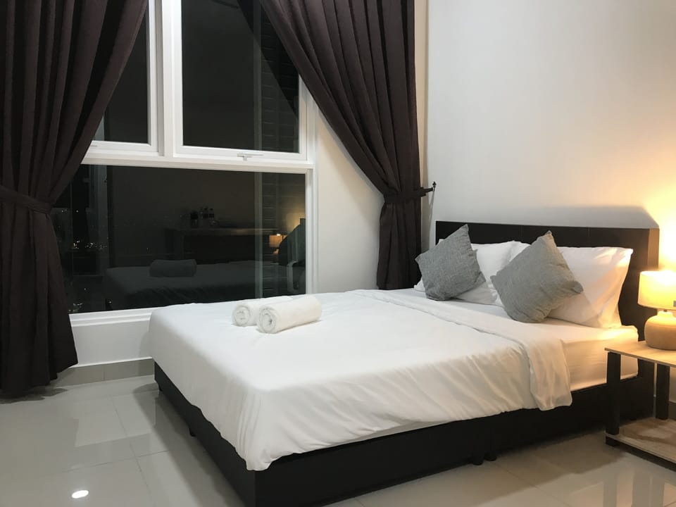 Standard Double Room, City View | Desk, laptop workspace, blackout drapes, iron/ironing board