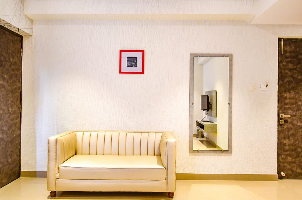 Egyptian cotton sheets, premium bedding, in-room safe, free WiFi