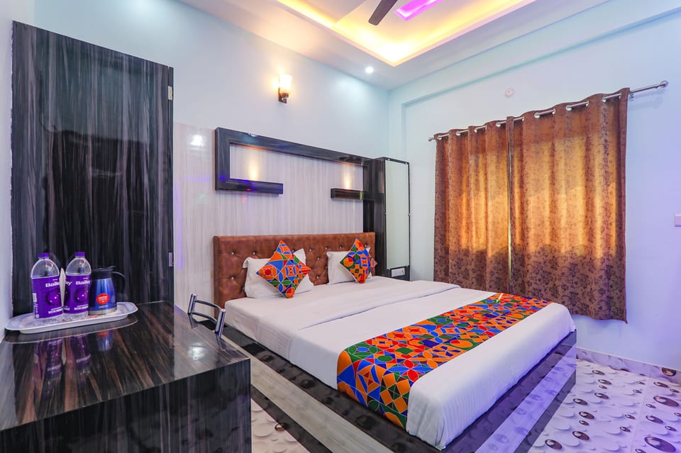 Deluxe Room | Egyptian cotton sheets, premium bedding, in-room safe, free WiFi