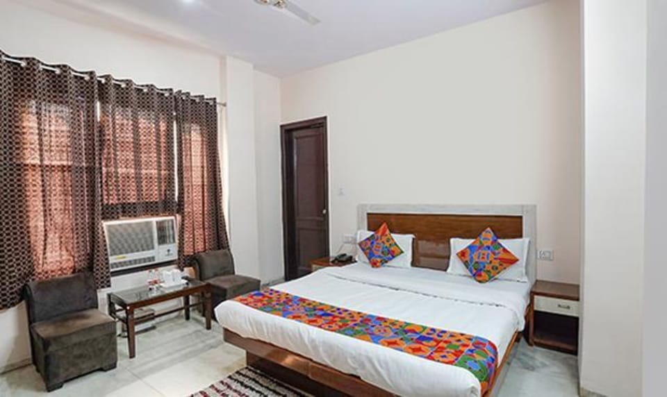 Premium Room | Egyptian cotton sheets, premium bedding, in-room safe, free WiFi