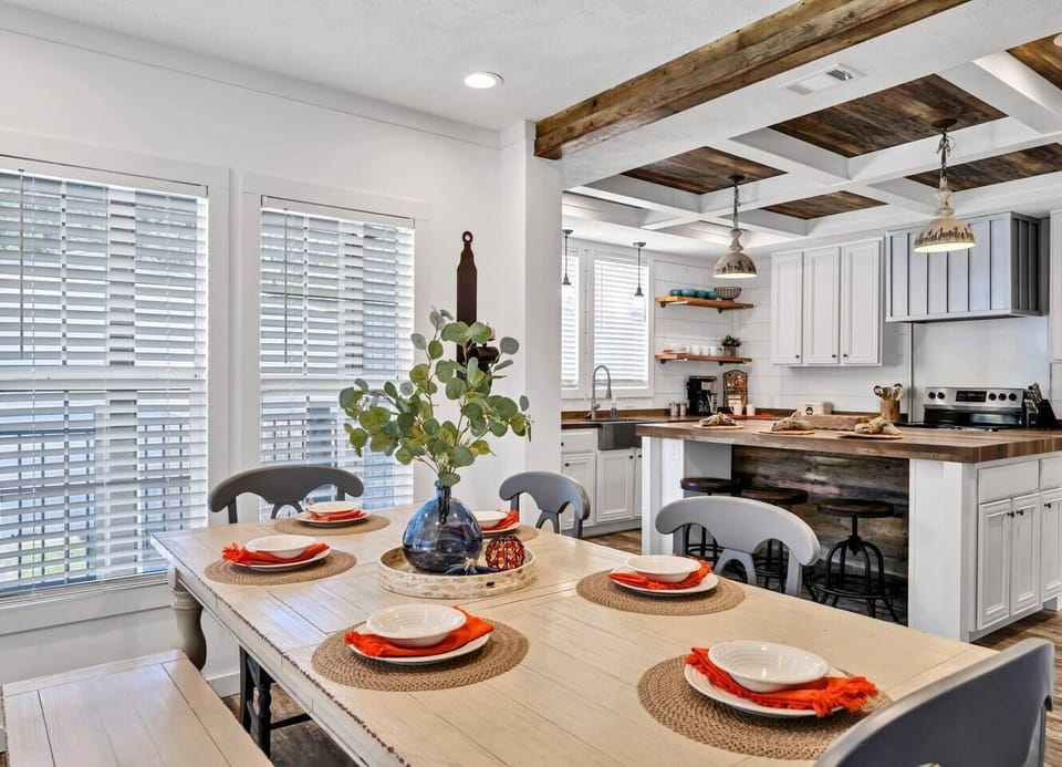 Unwind in Santa Rosa at the elegant farmhouse-style dining table, perfect for sharing delightful meals with friends and family. Comfortably seating 6, it's an ideal setting for memorable gatherings after exploring the 30A beaches, nearby Destin