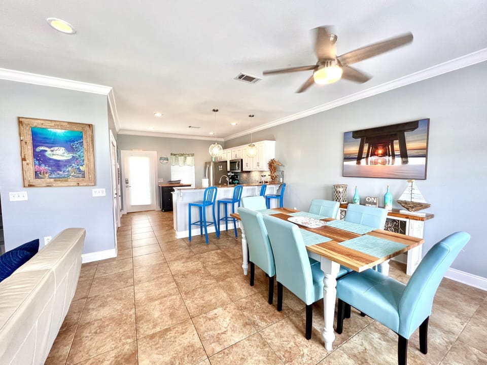Open concept living areas with gorgeous views of the Gulf of Mexico!