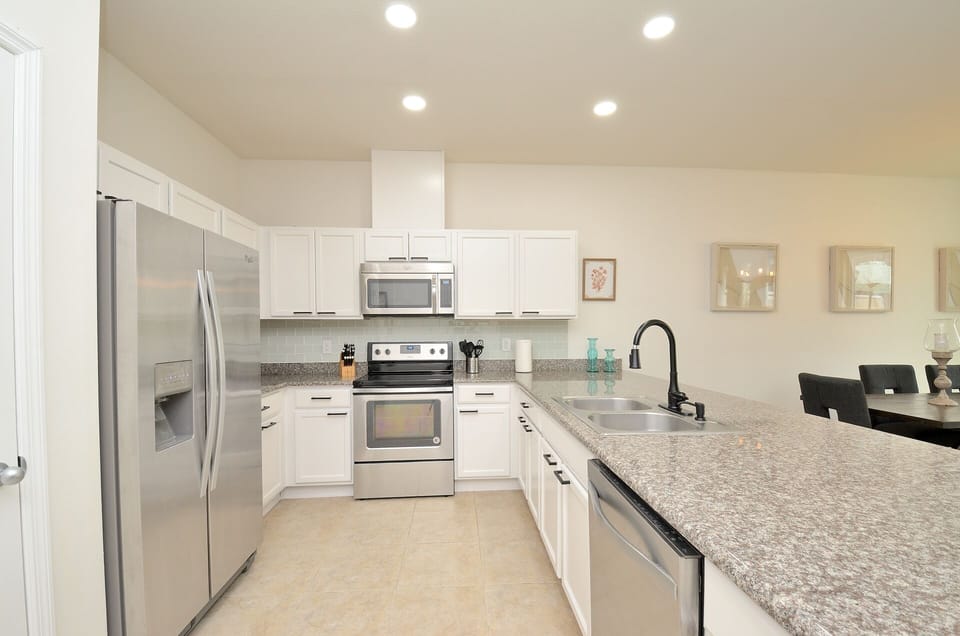 New appliances and cabinets. Fully stocked kitchen!