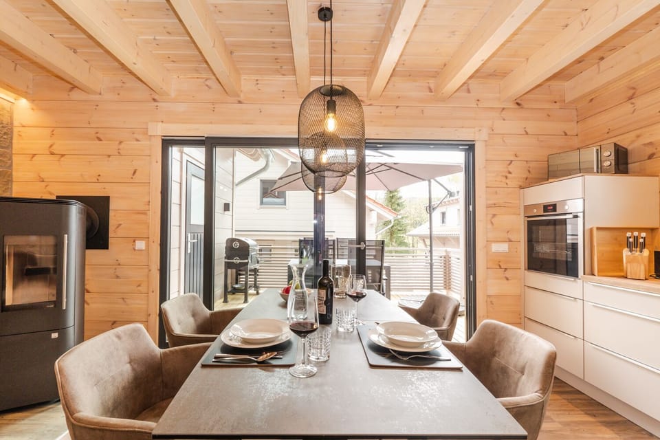 Premium House | In-room dining