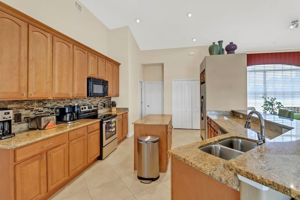 Large Kitchen