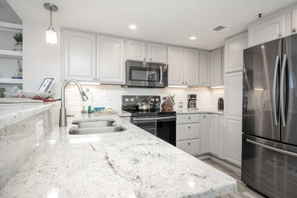 Beautiful fully equipped kitchen with modern appliances
