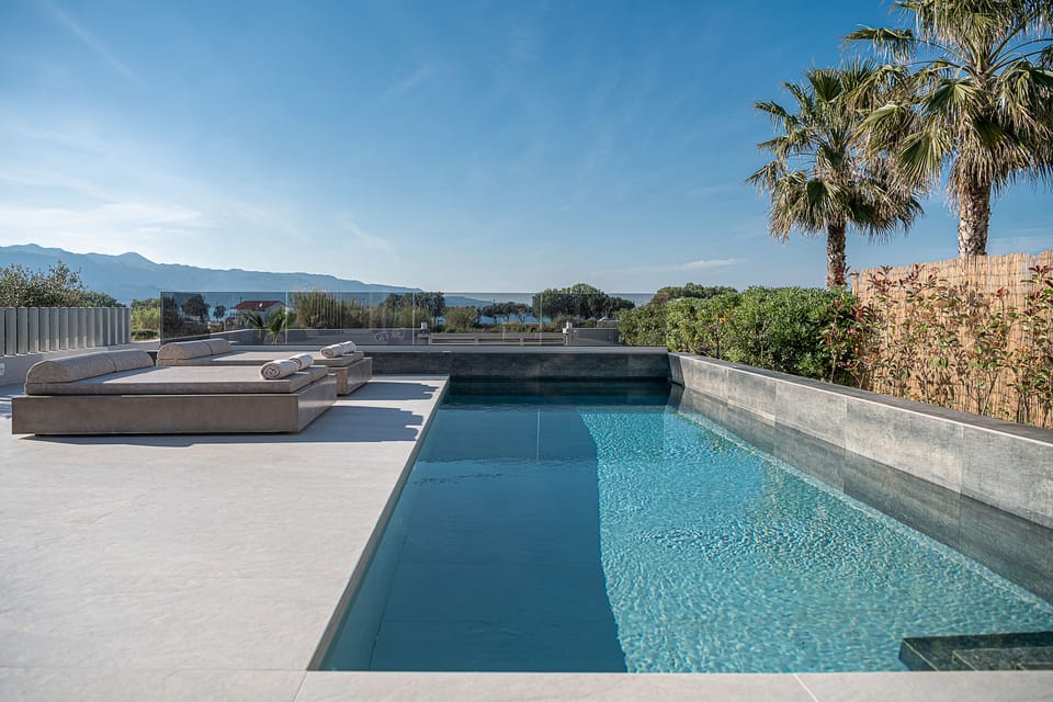 Fivi Villa reigns sublimely & is only 5 minutes walking distance to the beach.