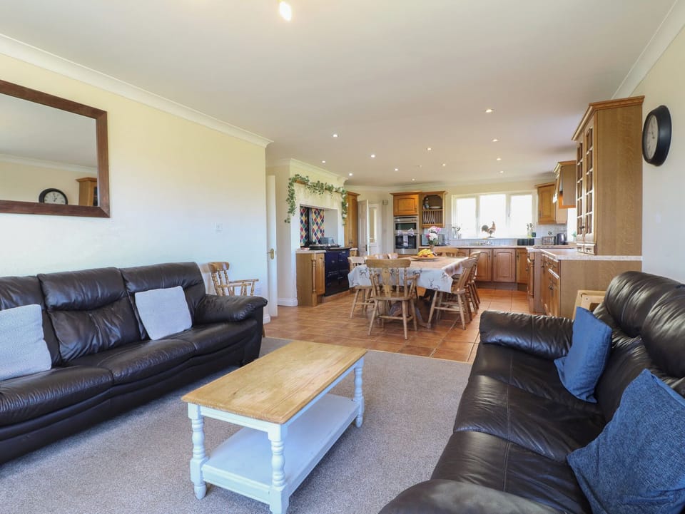 Cottage | Living area