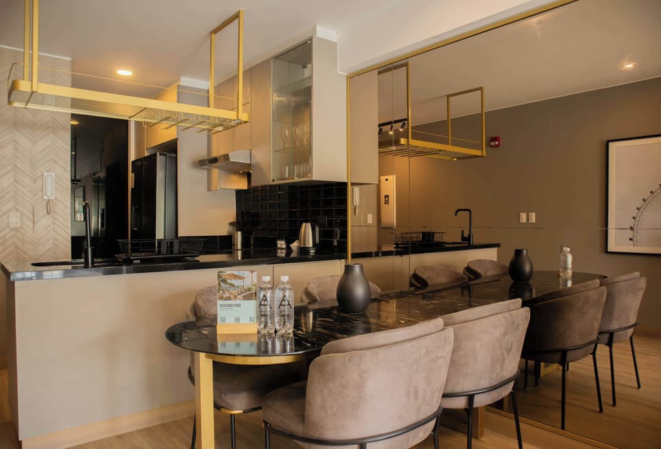 Comfortable and elegant dining room