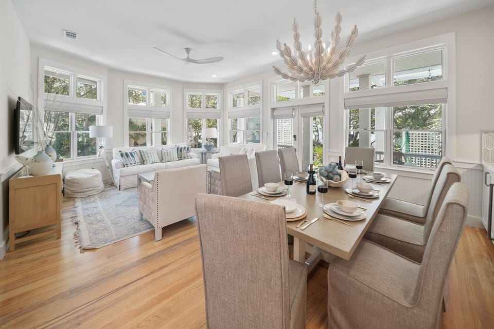 House, 3 Bedrooms | Dining