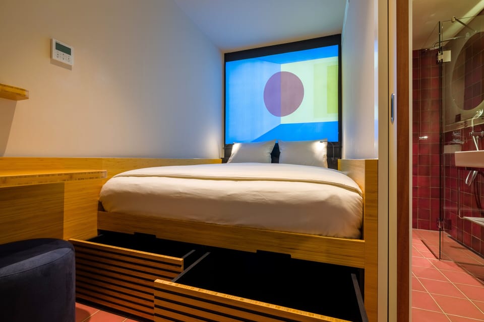 Standard Room | Premium bedding, iron/ironing board, free WiFi, bed sheets