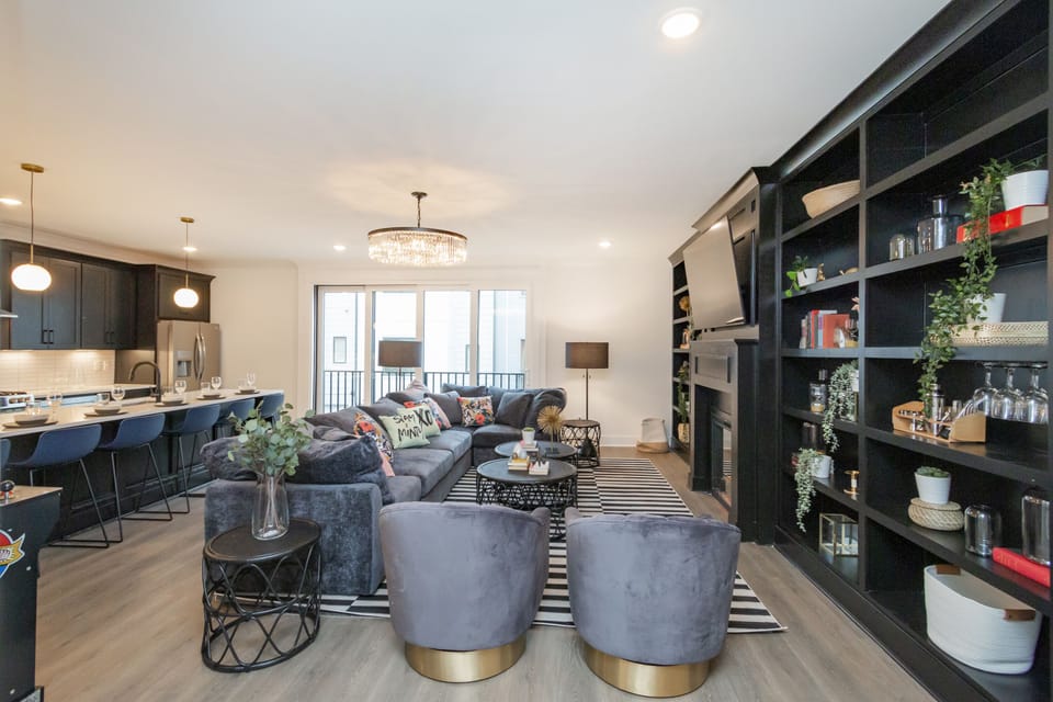 Sigler C - Living Room