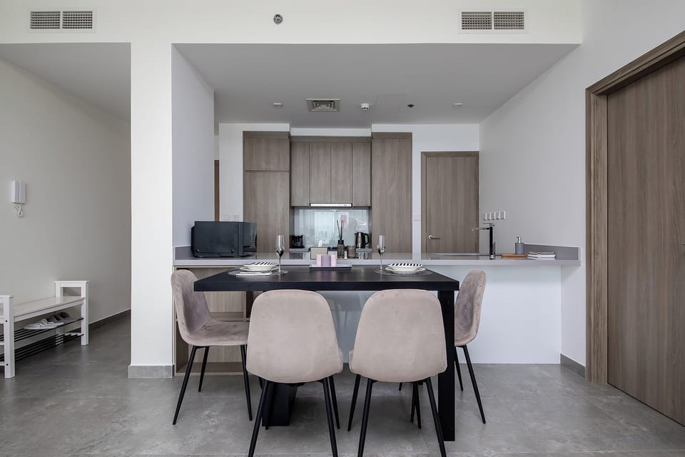 Premium Apartment, 1 Bedroom, Balcony, City View | Private kitchen | Mini-fridge, microwave, stovetop, espresso maker