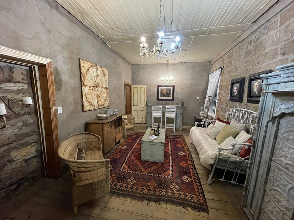 Classic Room | Living area