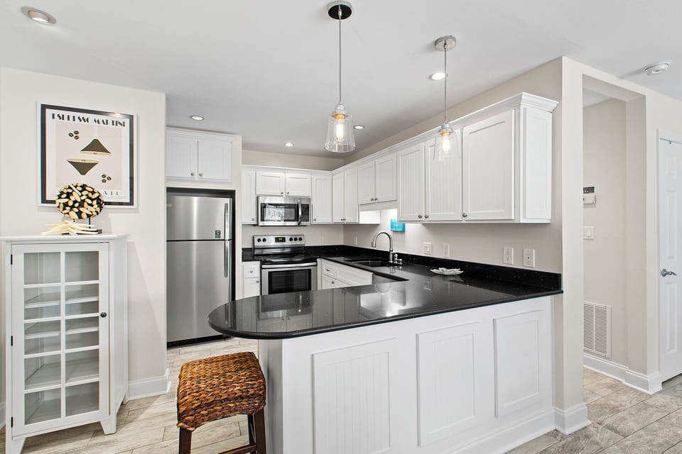 Beachwood Villas 14D Kitchen