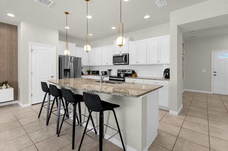 8924SdyneyAve(7)