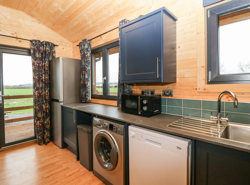 Fridge, dishwasher, electric kettle, toaster