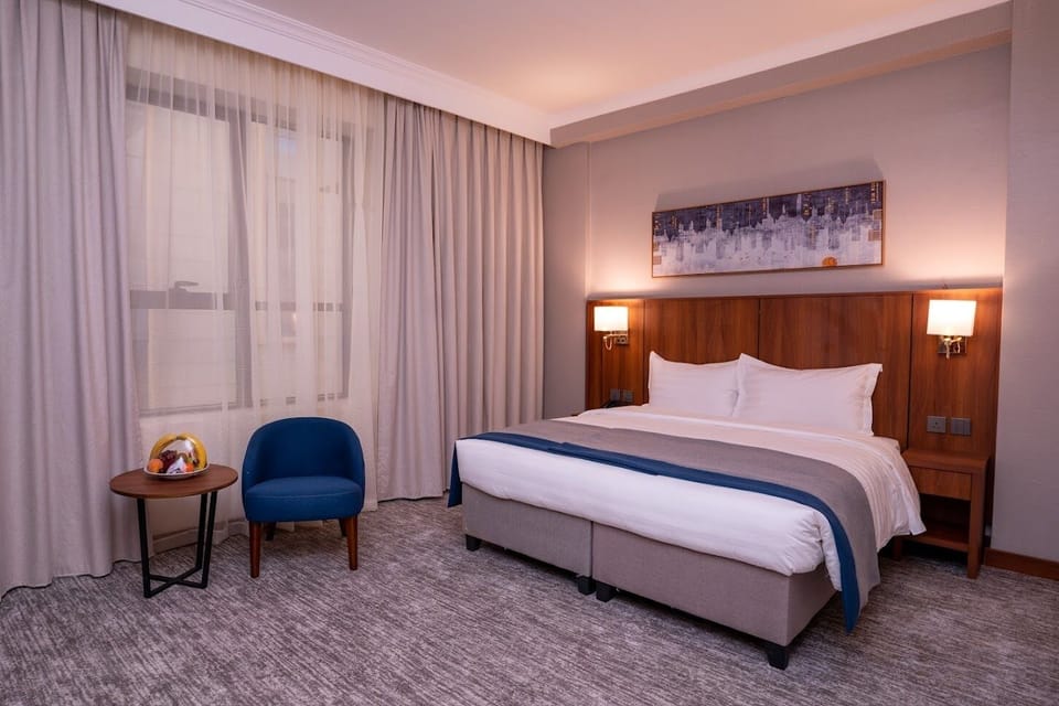Family Double Room | Hypo-allergenic bedding available, pillowtop beds, in-room safe