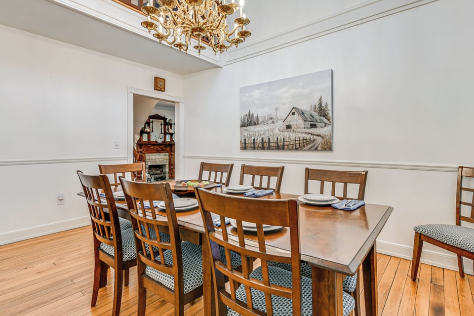 Formal Dining Room | Dishware & Flatware