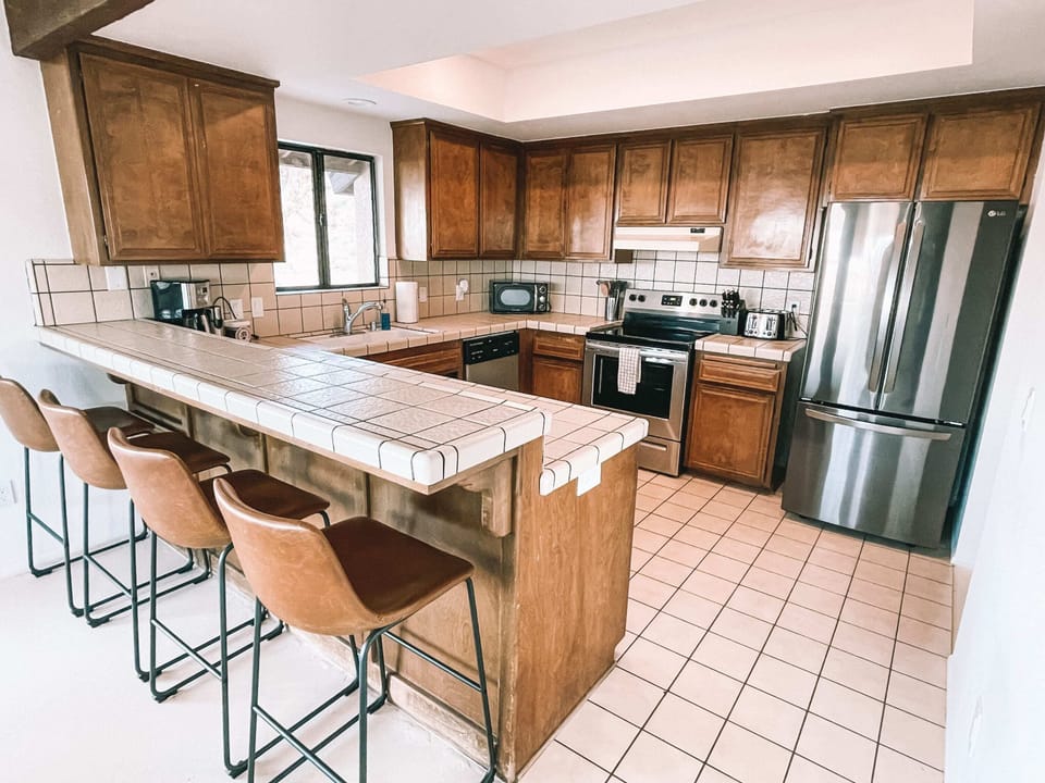 Fully Stocked Kitchen