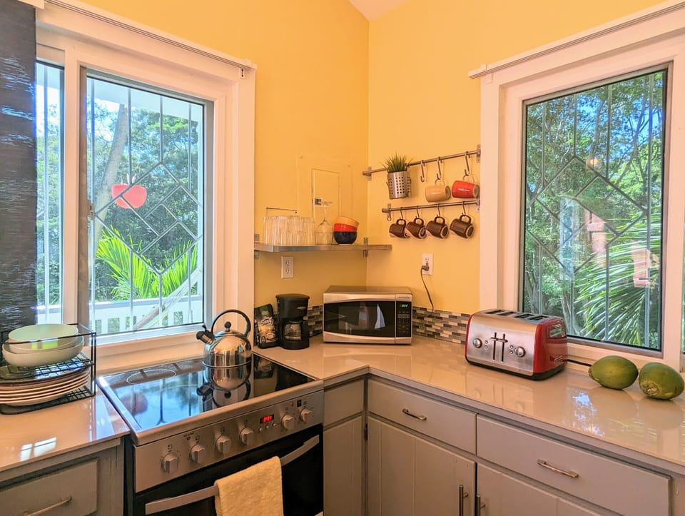 Fully equipped kitchen
