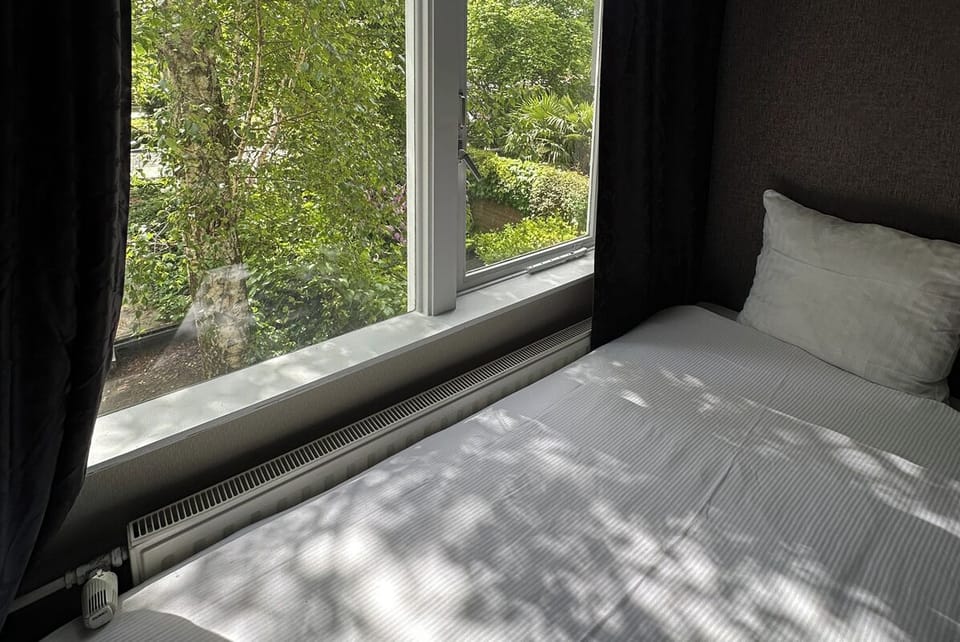 Standard Twin Room | Individually decorated, individually furnished, desk, iron/ironing board