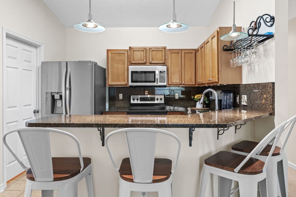 Full Kitchen