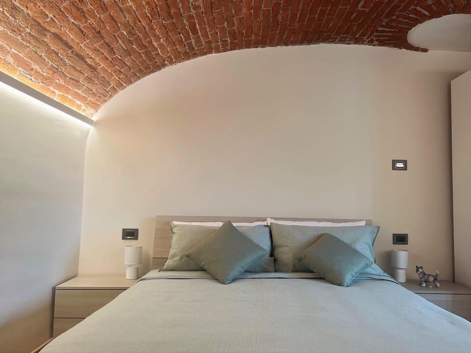 Apartment | 1 bedroom, individually furnished, blackout drapes, soundproofing