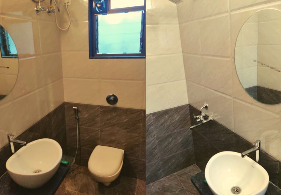 AC Premium Room | Bathroom