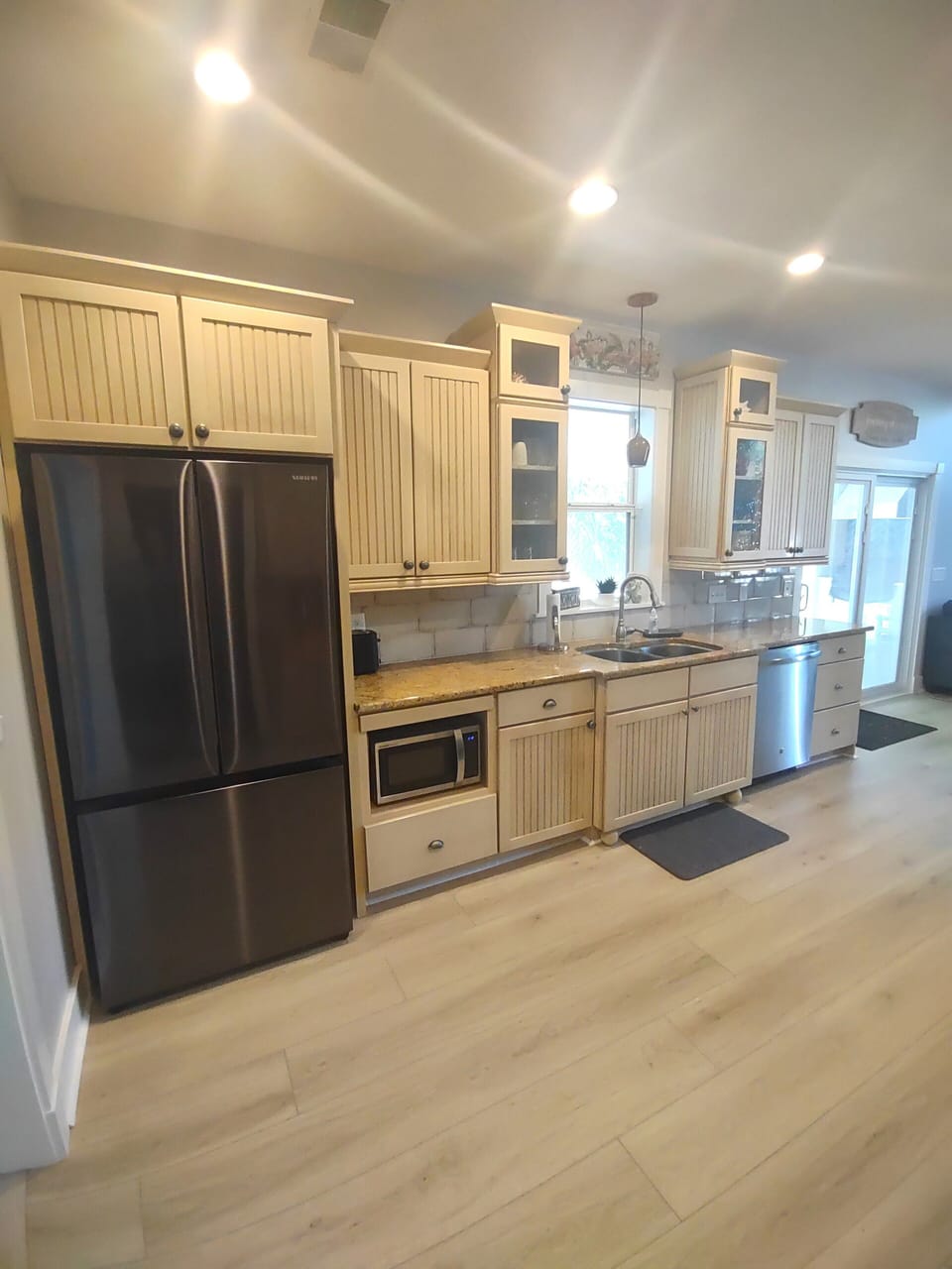 Kitchen space 