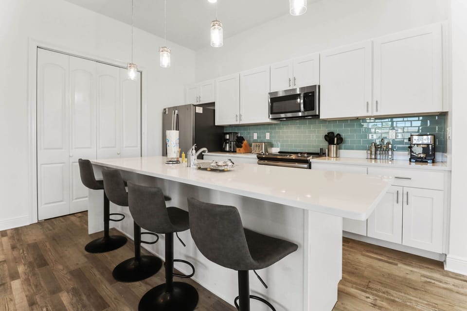 Condo, Multiple Beds, Balcony (#307 - Gulf Coast Time) | Private kitchen | Fridge, microwave, oven, stovetop
