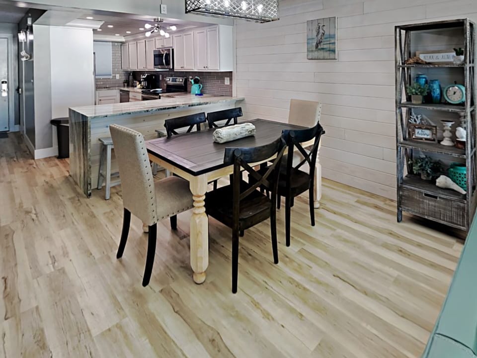 Condo, Multiple Beds, Balcony, Ocean View | Private kitchen | Fridge, microwave, oven, stovetop