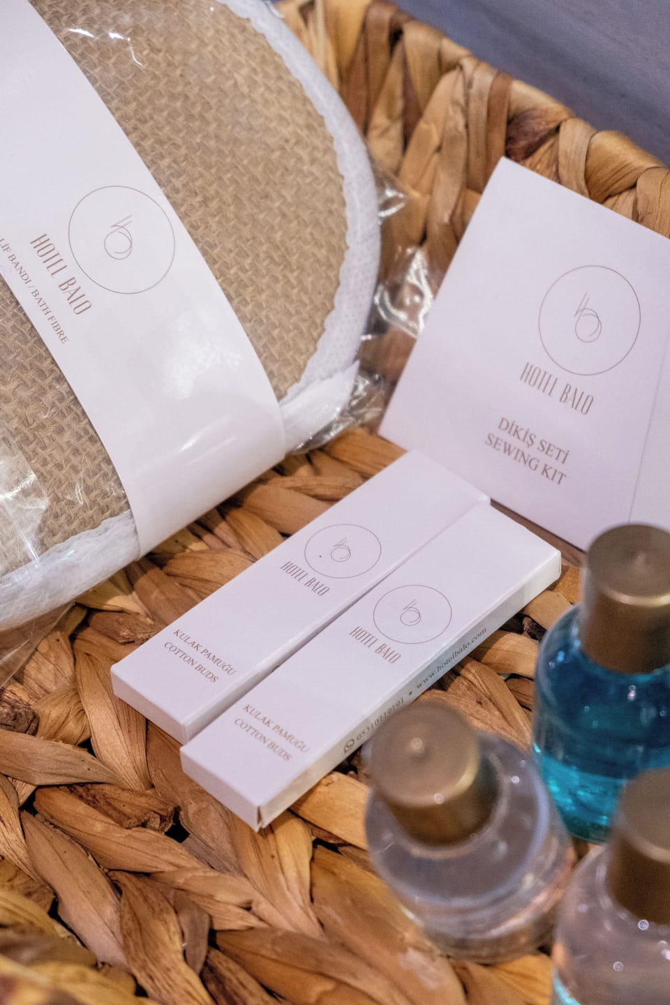 Design Room, Garden View | Bathroom | Free toiletries, hair dryer, bathrobes, slippers