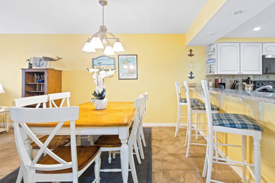 Dining table and breakfast bar