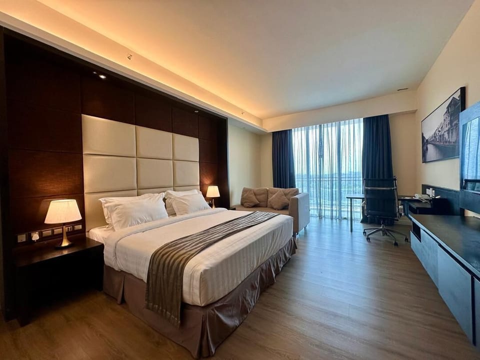 Premier Room, 1 King Bed | View from room