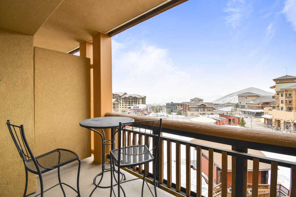 Private balcony
