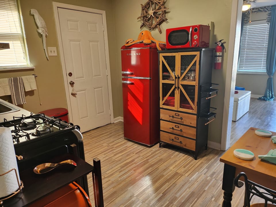 Retro Red appliances