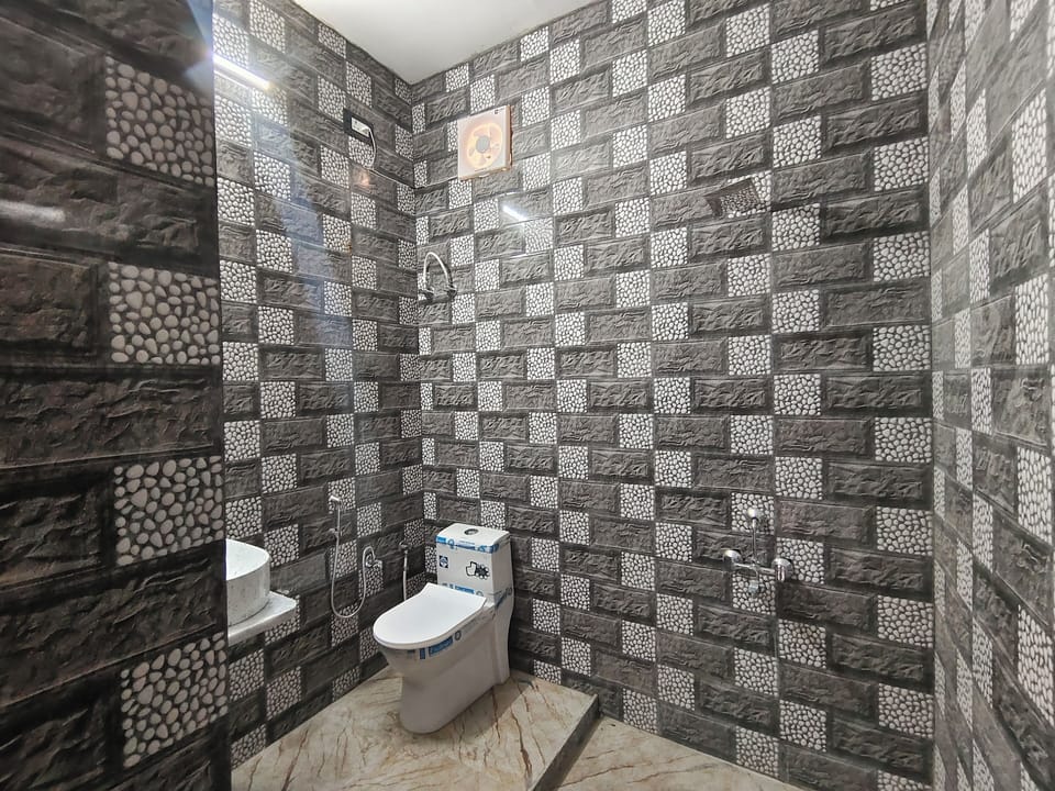 Premium Room, 1 Bedroom | Bathroom | Rainfall showerhead, hair dryer, bidet, towels