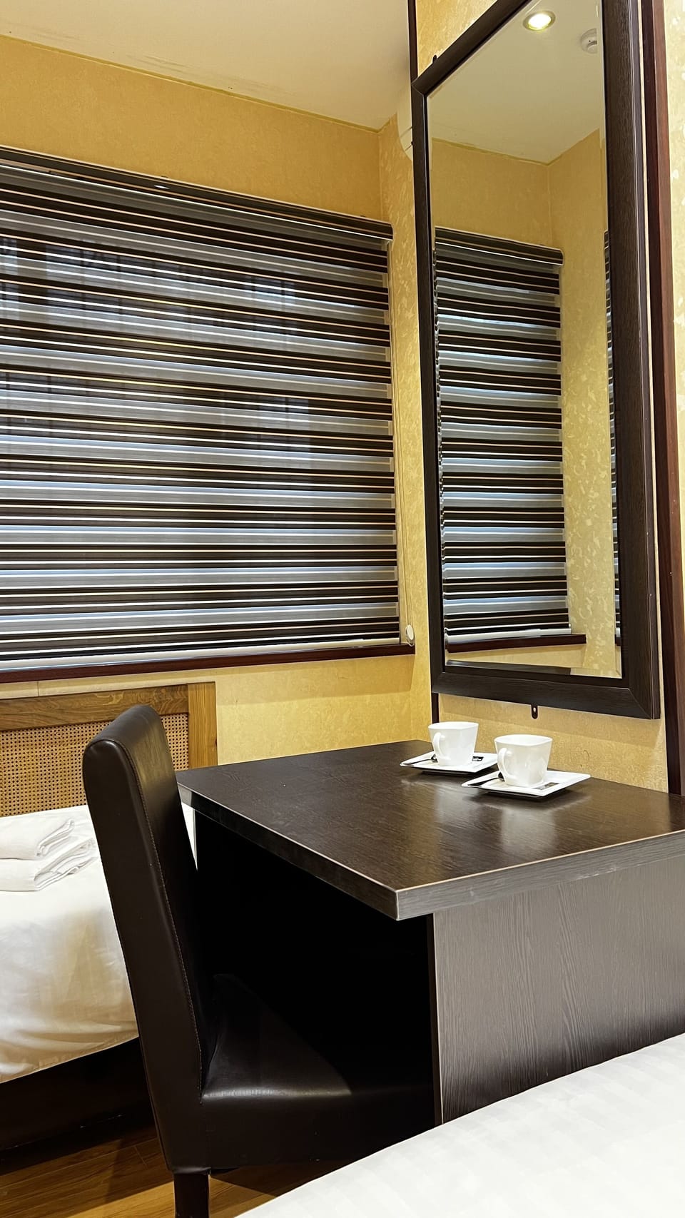 Economy Twin Room | Desk, blackout drapes, soundproofing, iron/ironing board (on request)