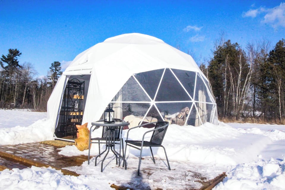 Welcome to Limerick Forest Retreat! A 4-season geodesic dome situated next to Limerick Forest
