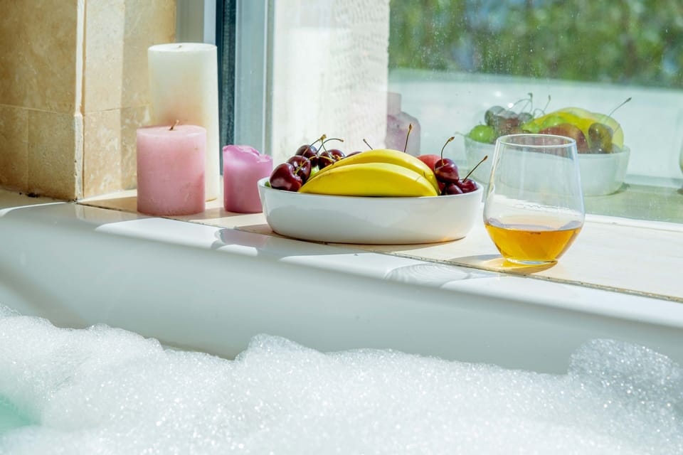 Luxury Villa | Jetted tub