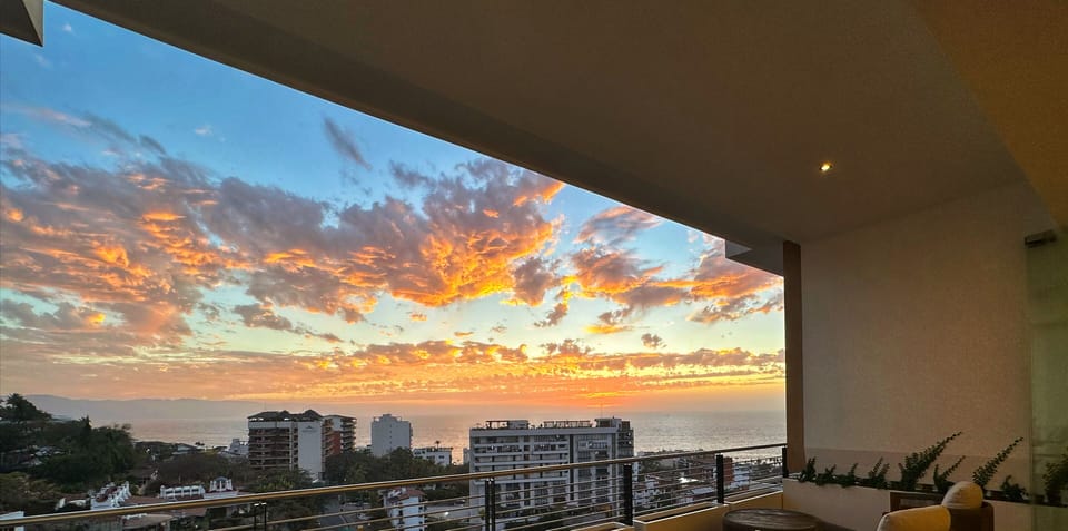 Private balcony with view to the Banderas Bay and mountains