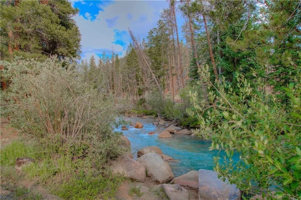 Condo, 3 Bedrooms | Property grounds