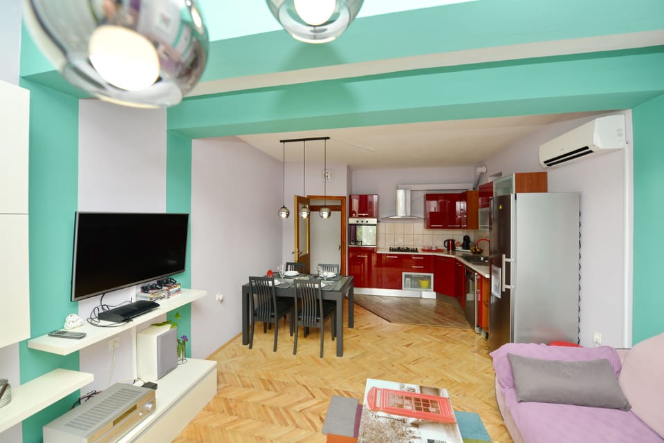 Apartment | Living area