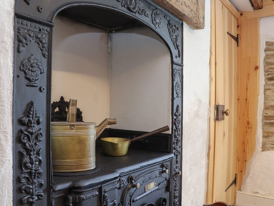 Cottage | Interior