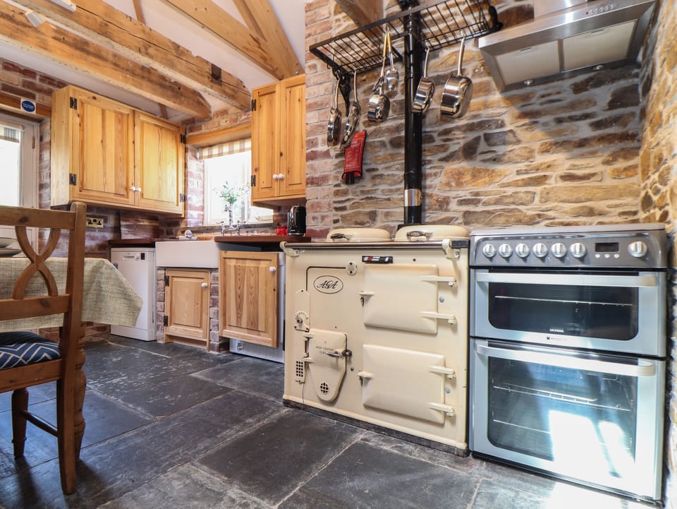 Cottage | Interior