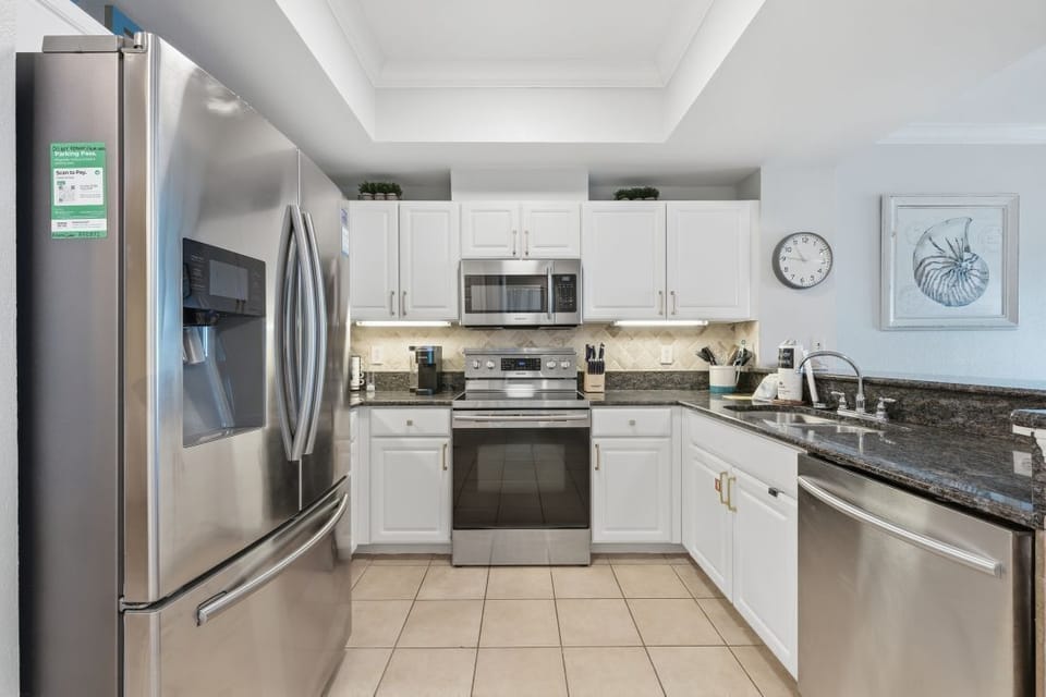 Crystal Tower 1204 Kitchen