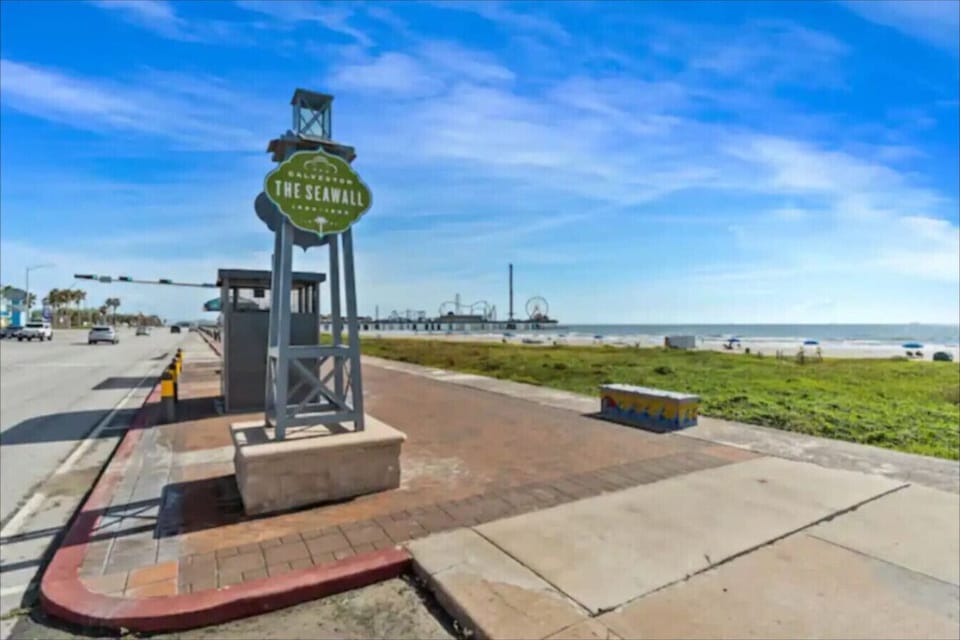 At more than 10 miles long and 17 feet high, Galveston`s seawall is the longest continuous sidewalk in the country