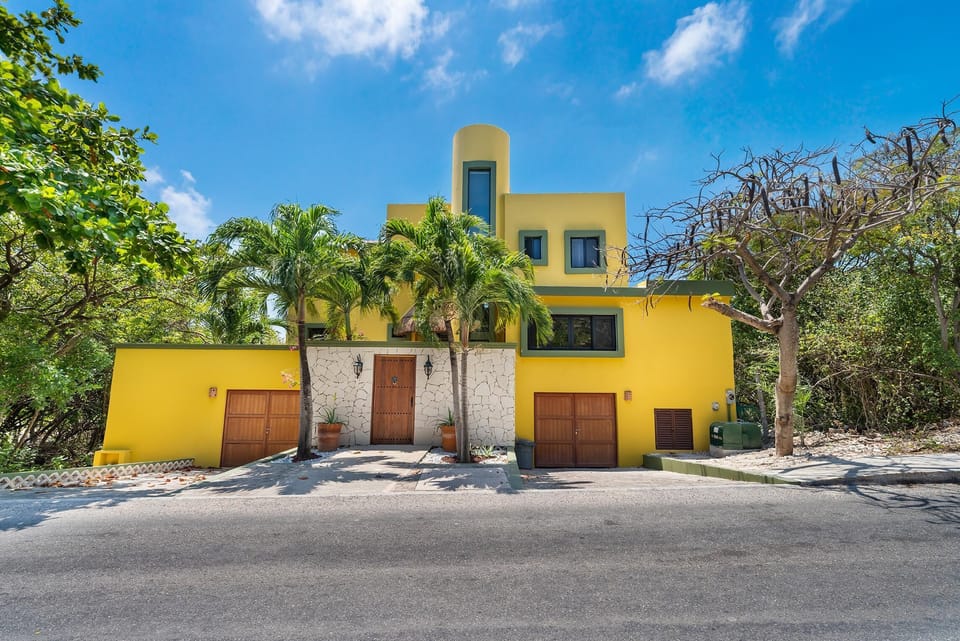 Welcome to VILLA VALERA. Located in Punta Sur, Isla Mujeres.